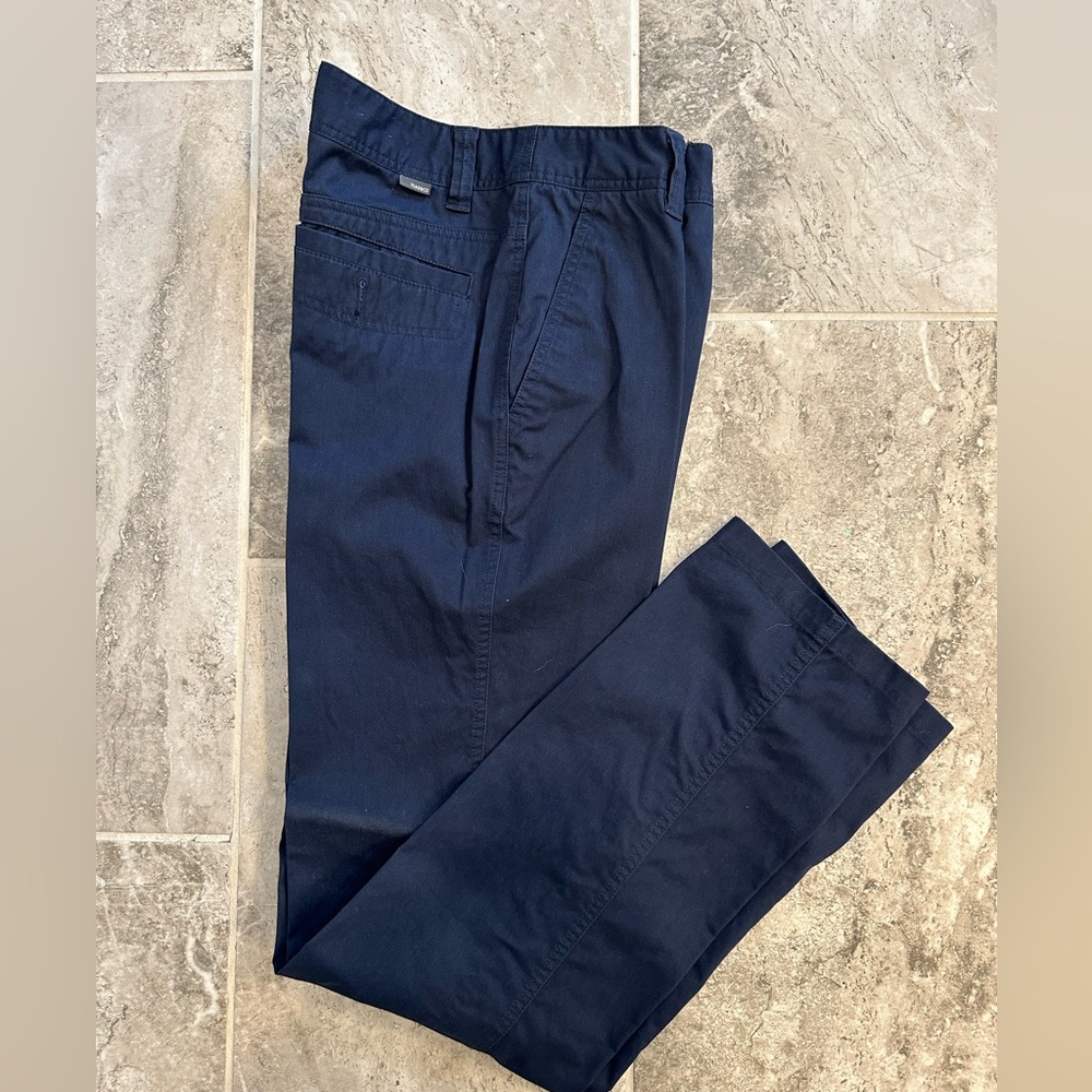 Toad & Co. Blue Chino Dress Pant
34x34
EUC